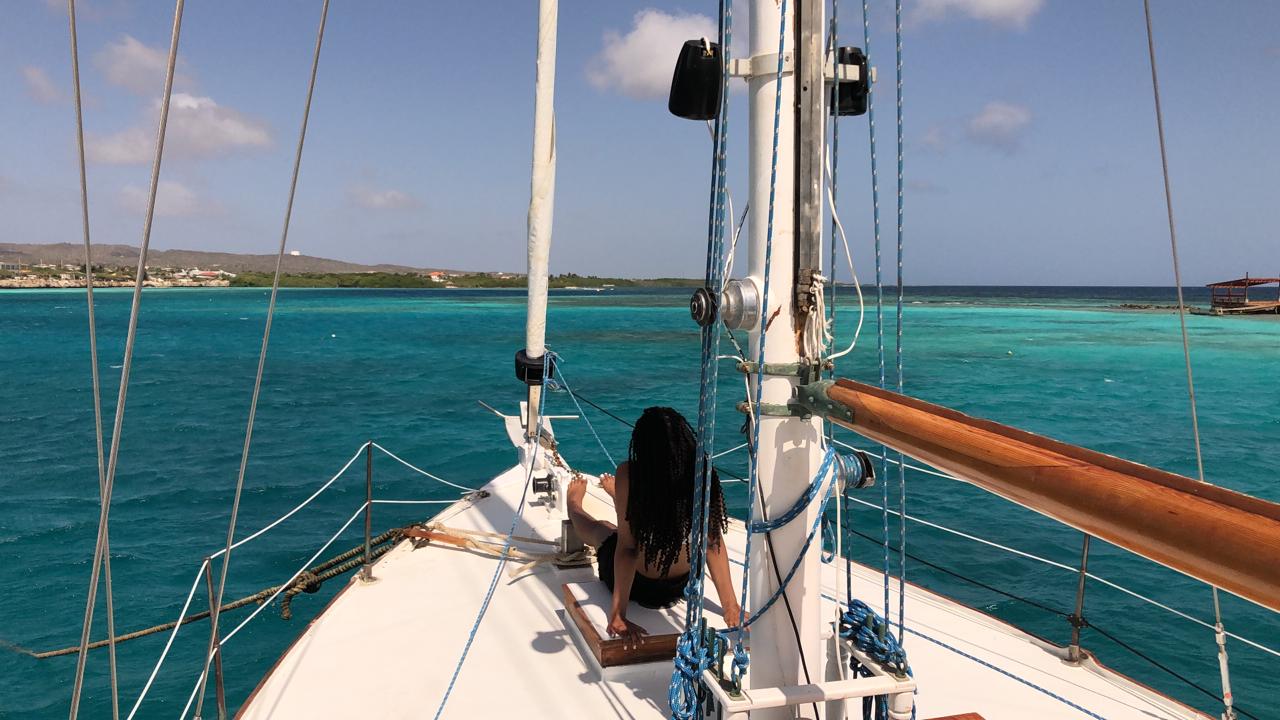 private-charter-boat-aruba-private-dinner-cruise-aruba