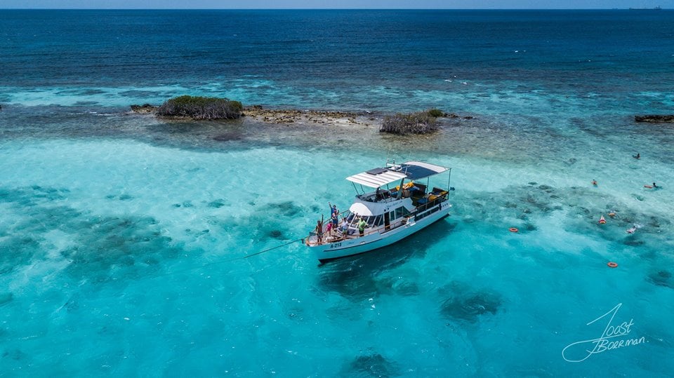 Private Snorkeling Cruise in Aruba Aruba Hostess